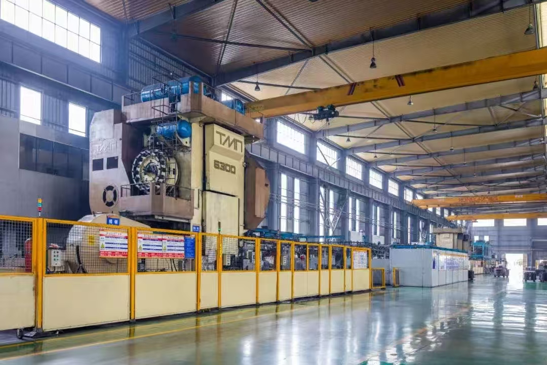 Enhancing Workplace Safety with Safety Light Curtains & Relays