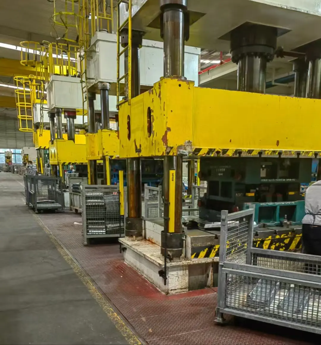 Enhancing Safety with Advanced Safety Relays & Light Curtains
